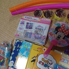  ￥500→￥300😉おもちゃ 色々の画像