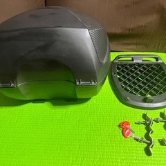 バイク　リアボックスの画像