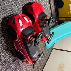 足こぎおもちゃ  車  マセラティ×2台