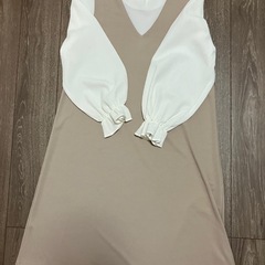 上品　ワンピース　くすみピンク　サーモンピンク