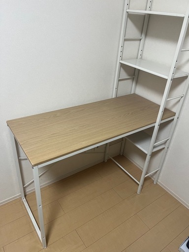 シェルフ付きデスク