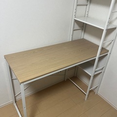 シェルフ付きデスク