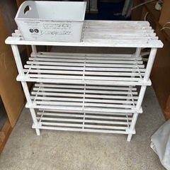 モダン　荷物棚　３段　中古品