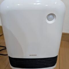 2020年製アイリスオーヤマ　セラミックファンヒーター