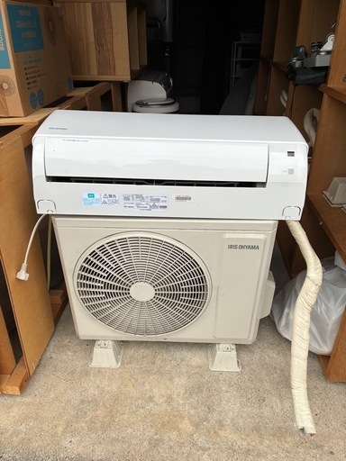 アイリスオーヤマ エアコン IHF-2806G 2022年製 中古品の通販はau PAY 
