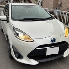 平成30年式　 人気アクア低走行車検付き