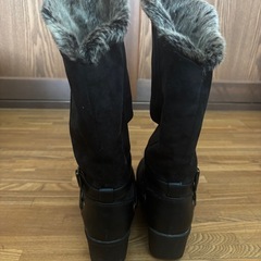 a.v.v 黒ブーツ　未使用に近いですの画像