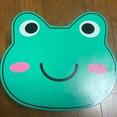 カエル🐸　けろけろけろっぴ風　つくえ　の画像