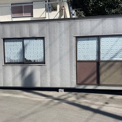 ユニットハウス　6畳〜8畳　エアコン　換気扇付き。
