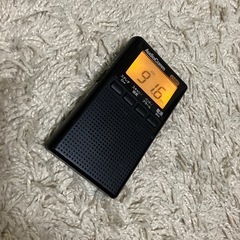 ラジオ イヤホン付き‼️他出品多数有