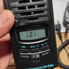 貴重・絶版名機：ALINCO47ch中継対応防浸型特定小電力トラ...