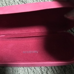 メガネケース濃いピンク未使用値下げの画像