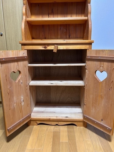 カントリー家具 カップボード 棚 (K.) 木太町の収納家具《食器棚