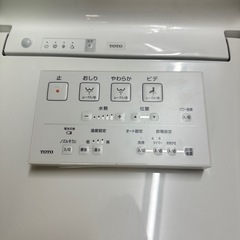 TOTO ウォシュレット一体型便座　2024年製の画像