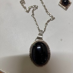 シルバーペンダントネックレスの画像