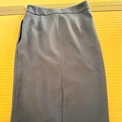 女性スカートの画像