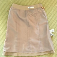 女性スカートの画像