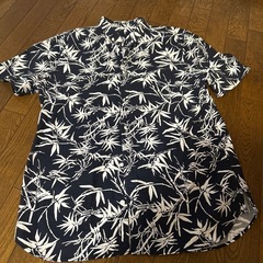 受付終了　メンズ　半袖シャツ
