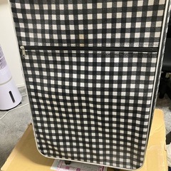 スーツケース
の画像