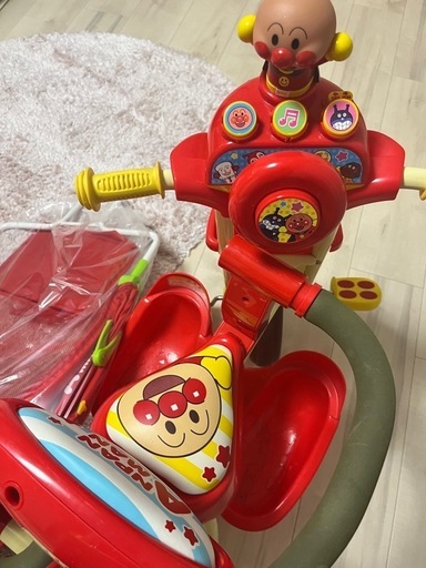 決まりました】【アンパンマン】三輪車 （アンパンマン 折り畳み