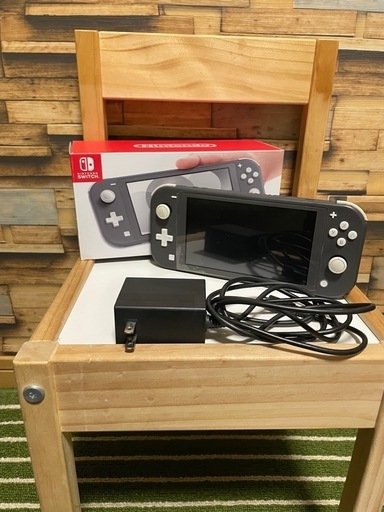 ニンテンドーSwitch lite グレー