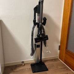 美品　アイリスオーヤマ　　掃除機　スタンド付き