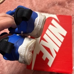 子供用　NIKE 靴の画像