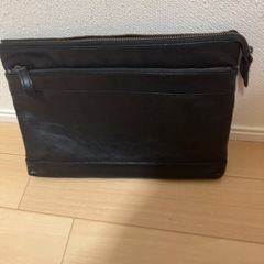 クラッチバッグ　本革の画像