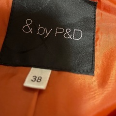 【中古】& by P&D コート オレンジの画像