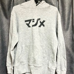 グレー マジメ ロゴパーカー