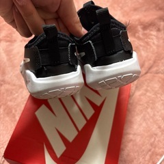 子供用　NIKE 靴の画像