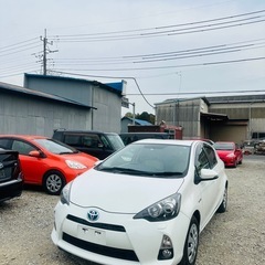 平成 25トヨタ アクア 距離　92,000KMの画像
