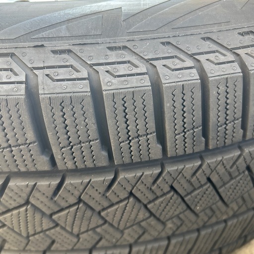 スタッドレス ホイールセット　255/50R20 ハイラックス　プラド