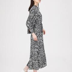 新品❤️ SNIDEL Sustainableデコルテオープンバリエワンピースの画像