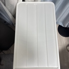押入れ収納等プラスチックケース2つの画像