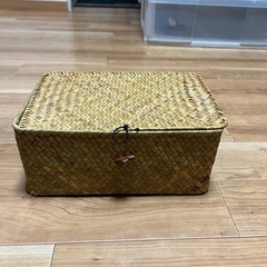 ラタンカゴ
