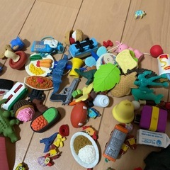 消しゴムの画像