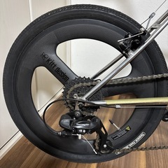 美品】BRUNO VENTURA カーボンホイール パーツ代込み - メルカリ