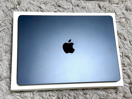 【美品】MacBook Air M3 13インチ256GB 8GB ミッドナイト
