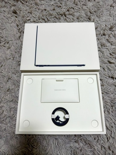 【美品】MacBook Air M3 13インチ256GB 8GB ミッドナイト