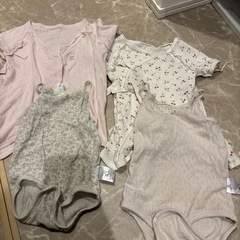 女児ロンパース70の画像