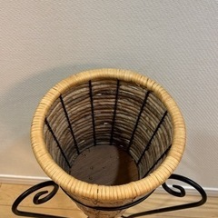 フラワースタンド　花台　植木台の画像