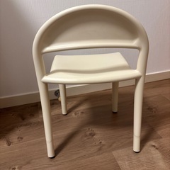 子供用　椅子の画像