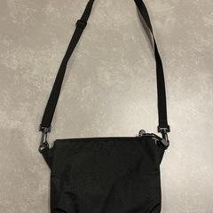 Dickies ブラック ショルダーバッグ サコッシュの画像