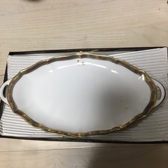 お皿の画像