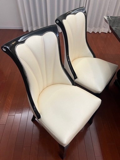 4月1日まで2,500円！！人工大理石ダイニングテーブルセット