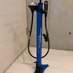 自転車空気入れ（Serfas)の画像