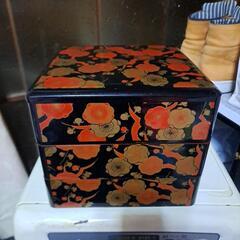 3段お重箱(梅柄)(現状販売)