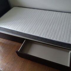 定価5万円以上　2022年製　ニトリ　シングルベッド　ベッドフレ...