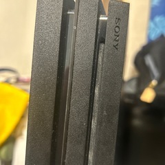 PS4pro CUH-7100の画像